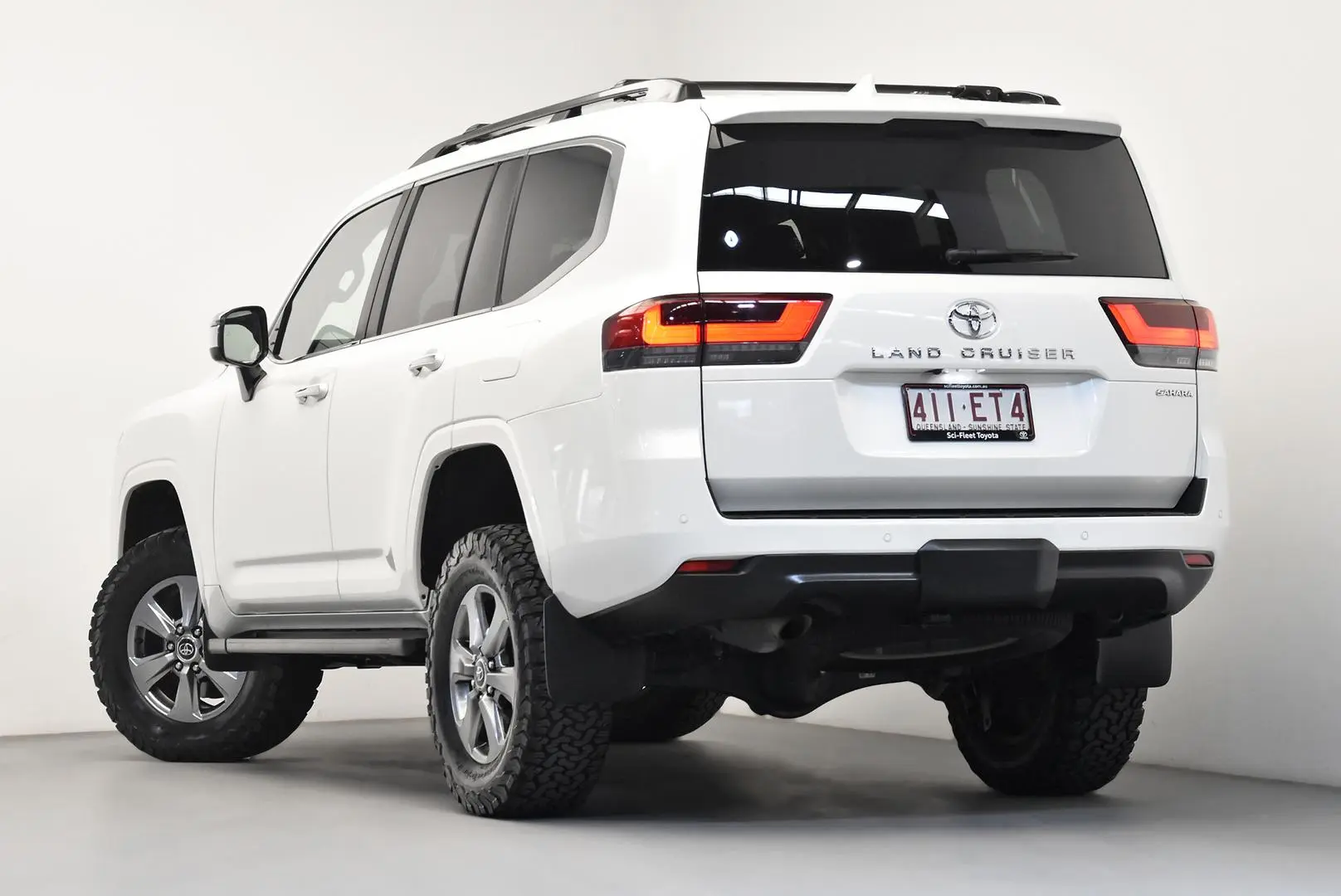2022 Toyota Landcruiser Gallery Image 5
