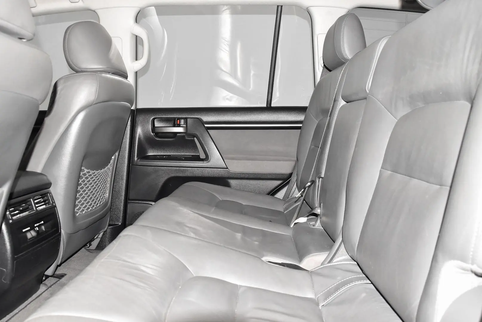 2010 Toyota Landcruiser Gallery Image 17