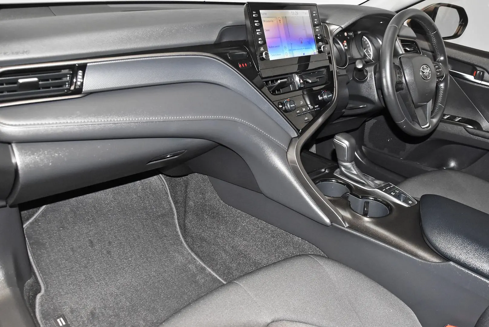 2021 Toyota Camry Gallery Image 16