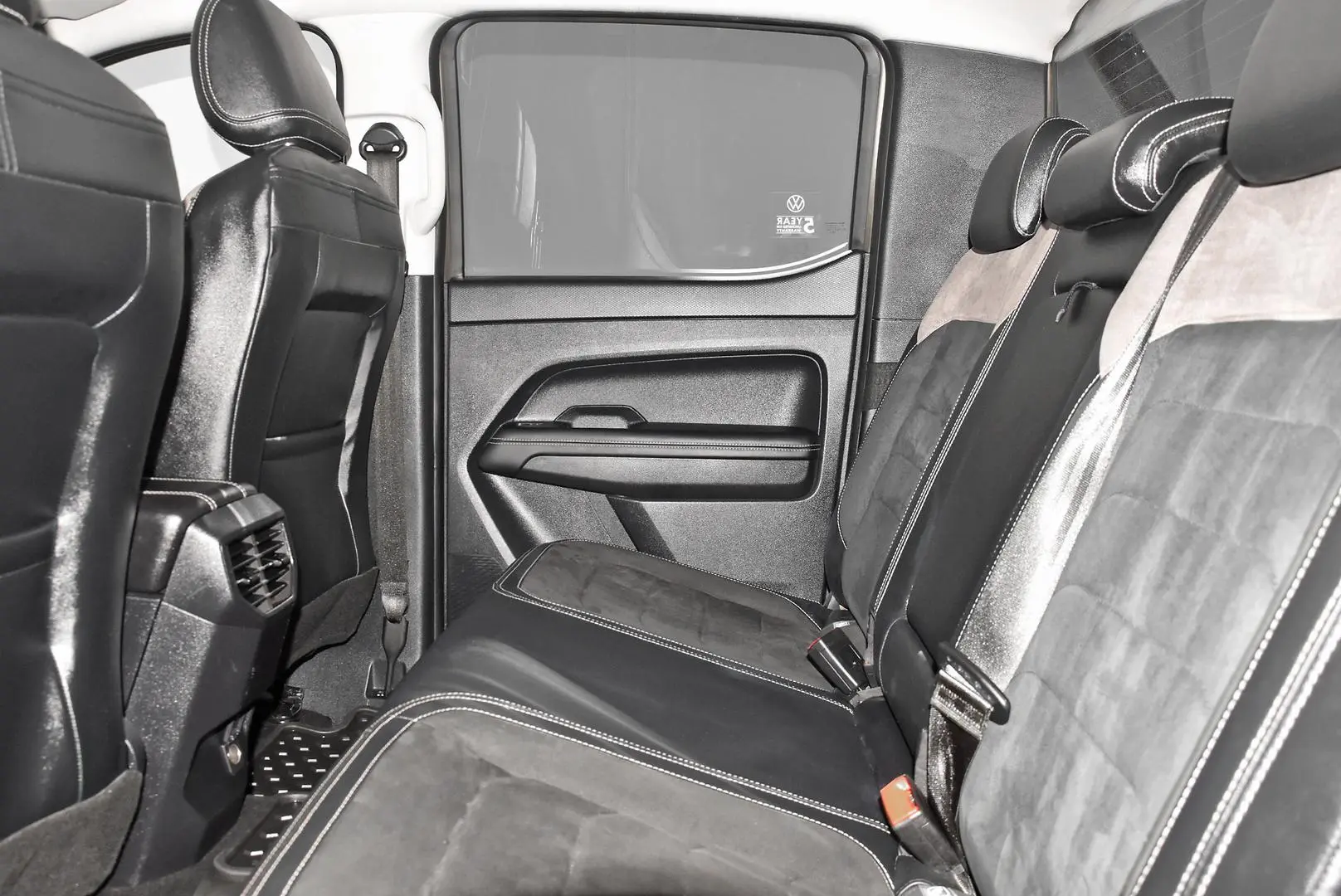 2023 Volkswagen Amarok Gallery Image 18