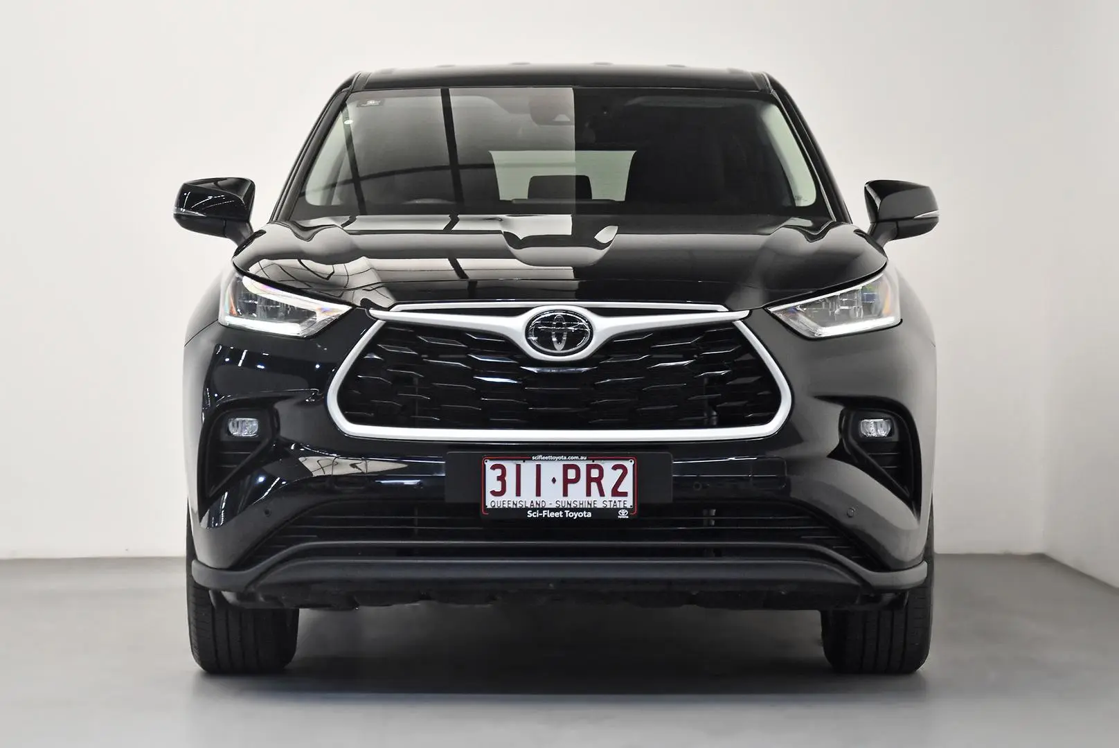 2025 Toyota Kluger Gallery Image 2