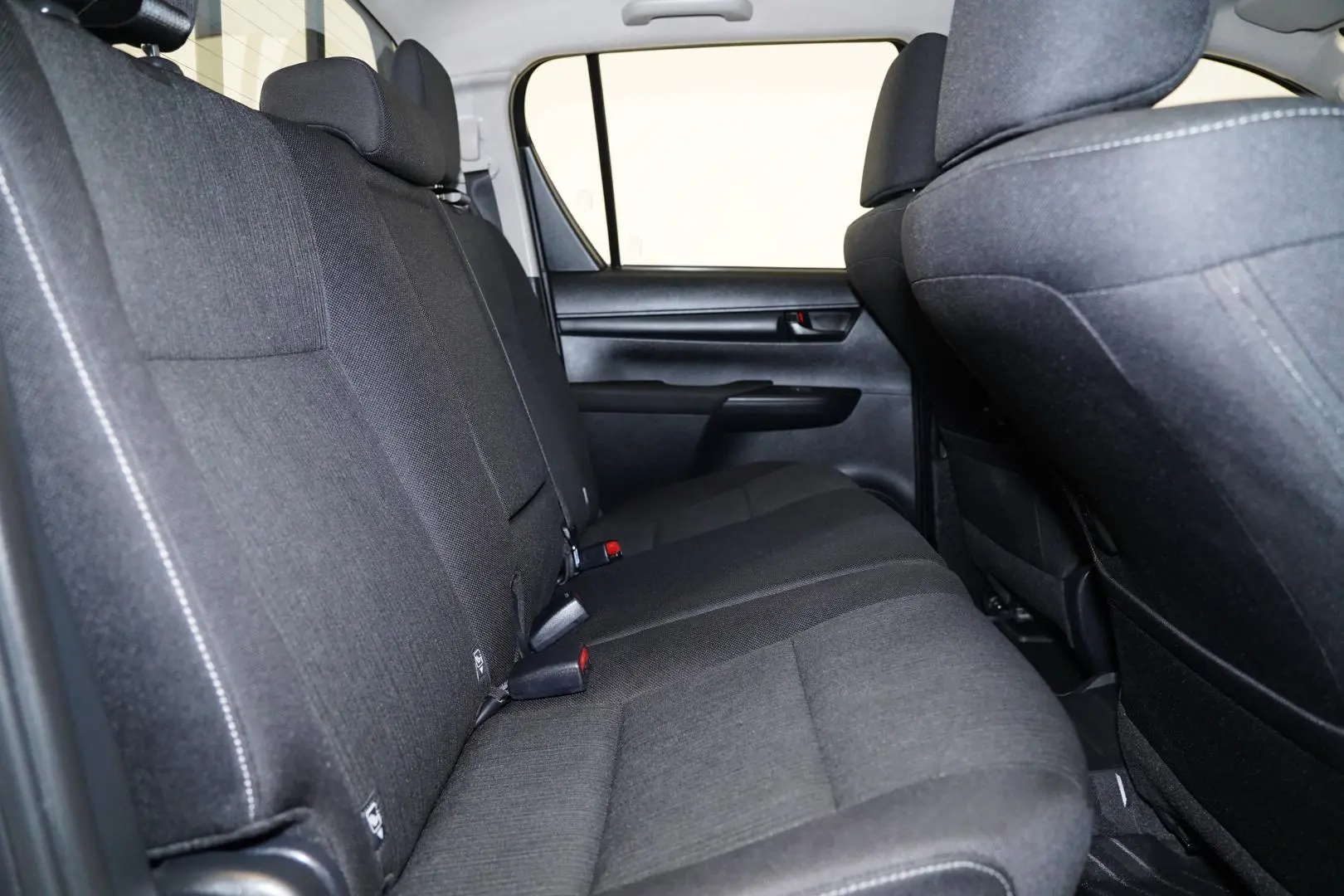 2024 Toyota Hilux Gallery Image 21