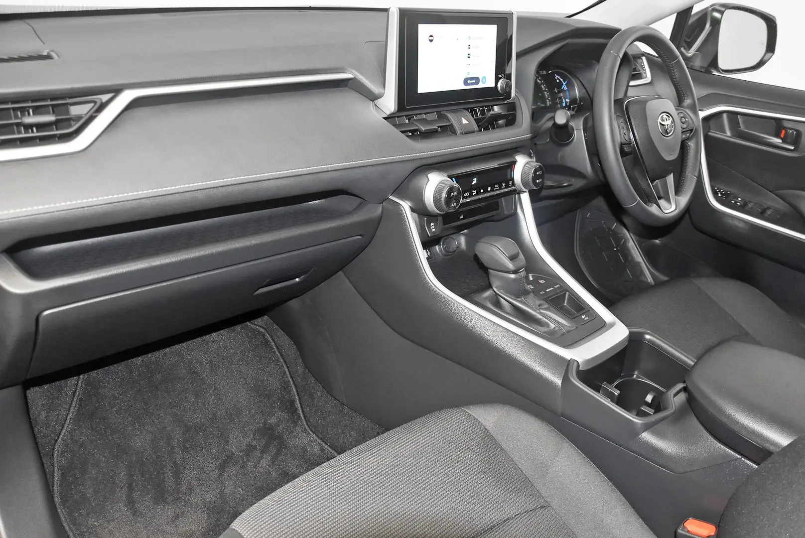 2024 Toyota RAV4 Gallery Image 17