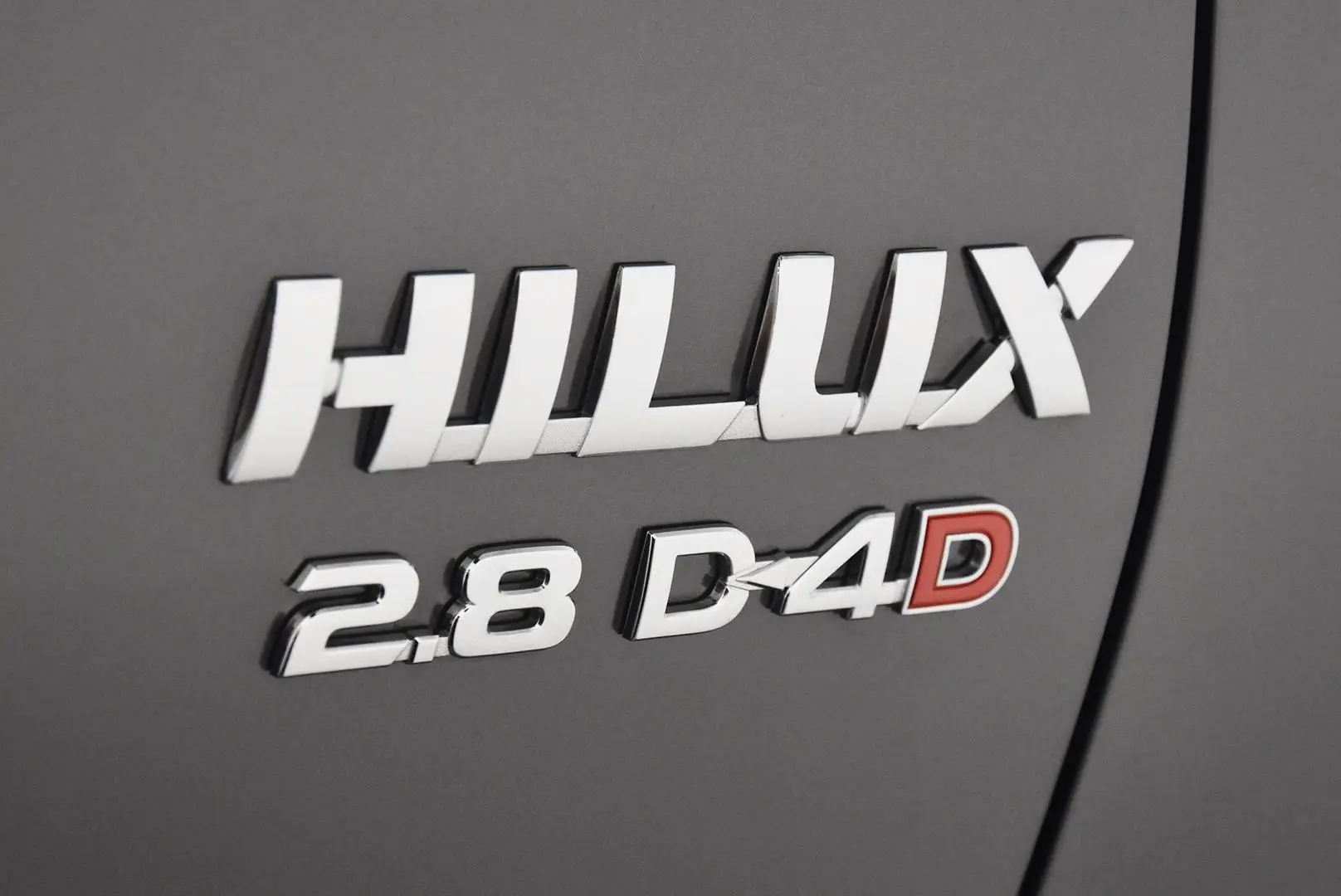 2025 Toyota Hilux Gallery Image 7