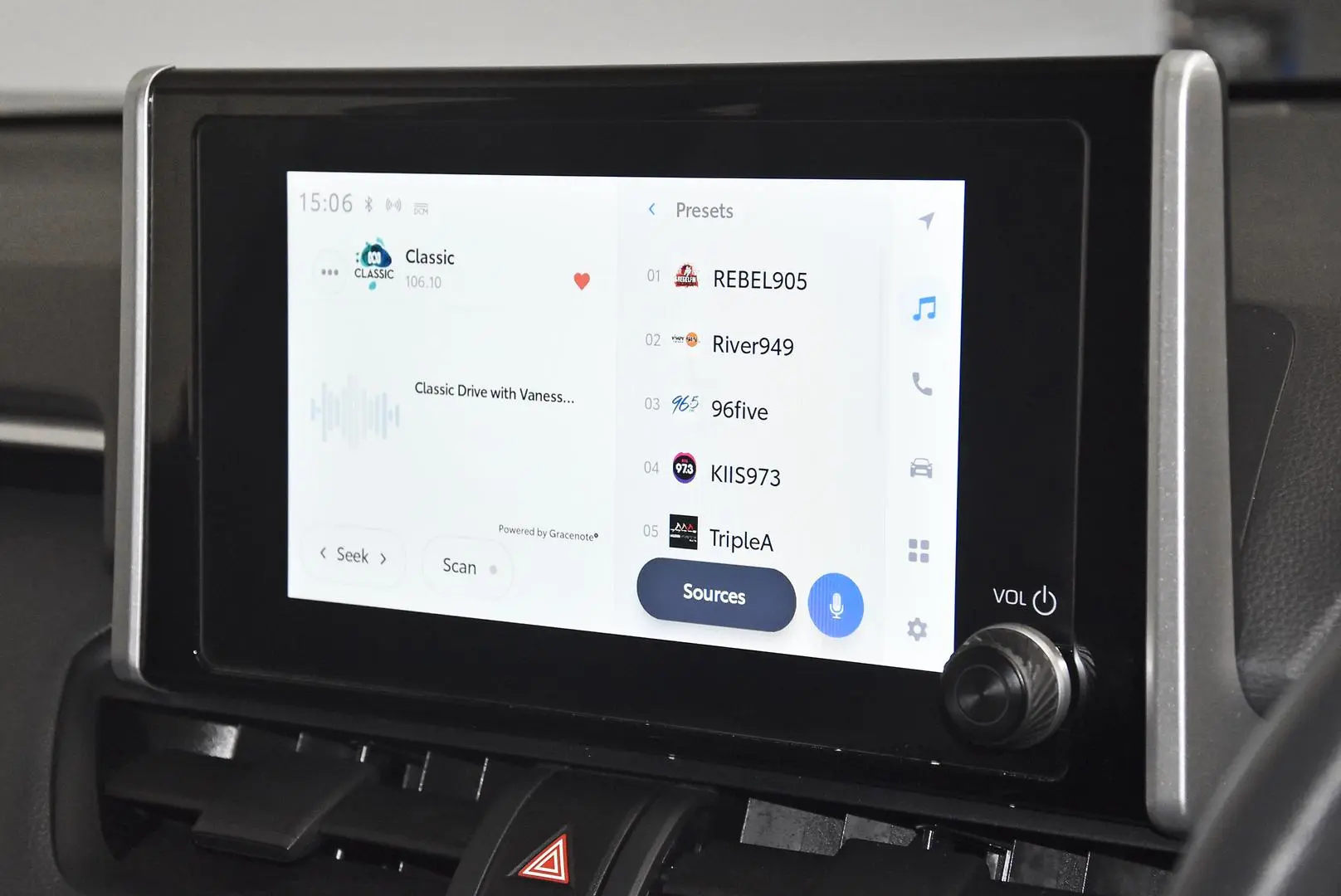 2024 Toyota RAV4 Gallery Image 12