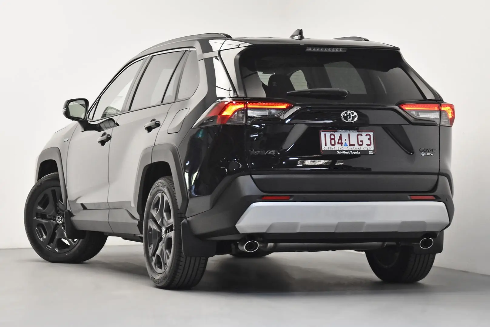 2024 Toyota RAV4 Gallery Image 5