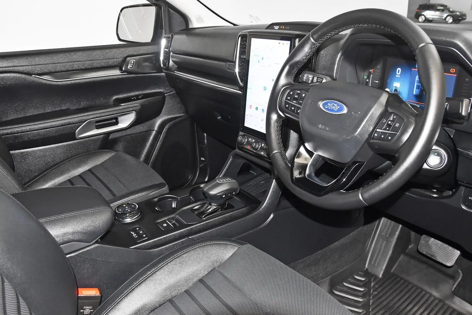 2025 Ford Everest Gallery Image 8