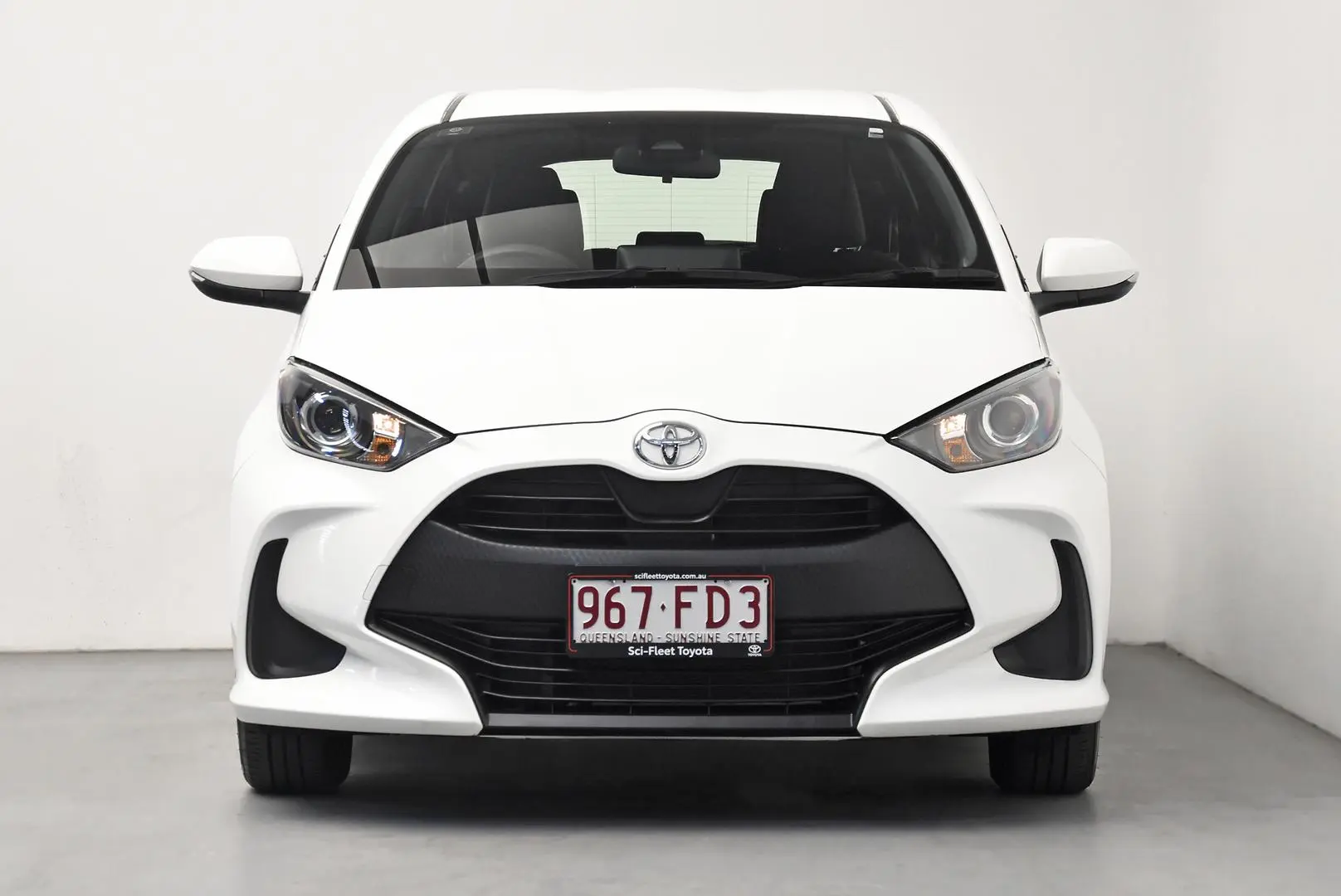 2022 Toyota Yaris Gallery Image 2