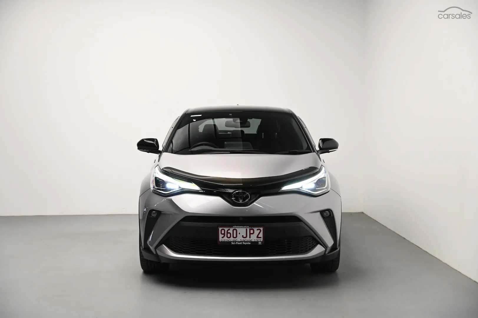 2021 Toyota C-HR Image 2