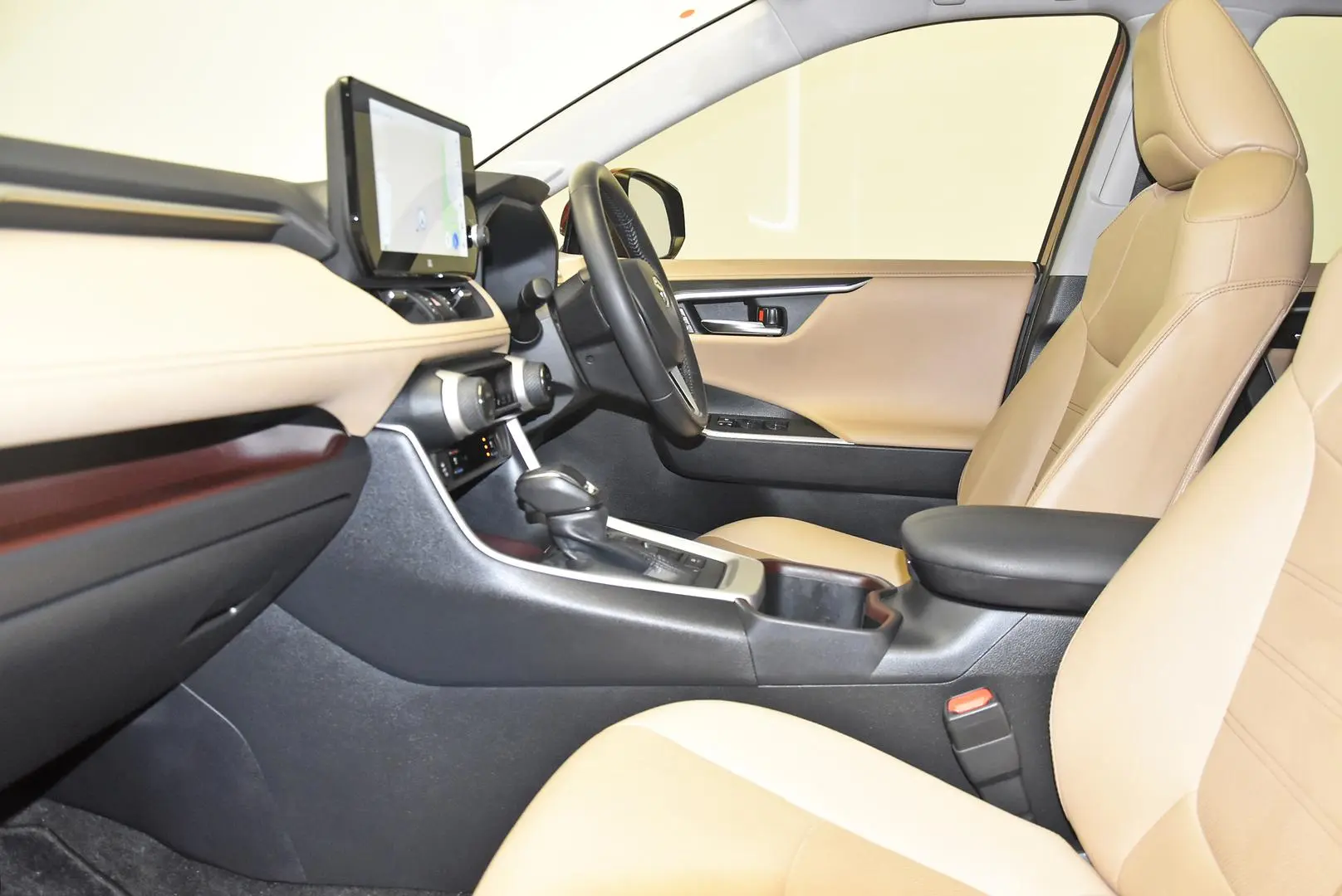 2023 Toyota RAV4 Gallery Image 18
