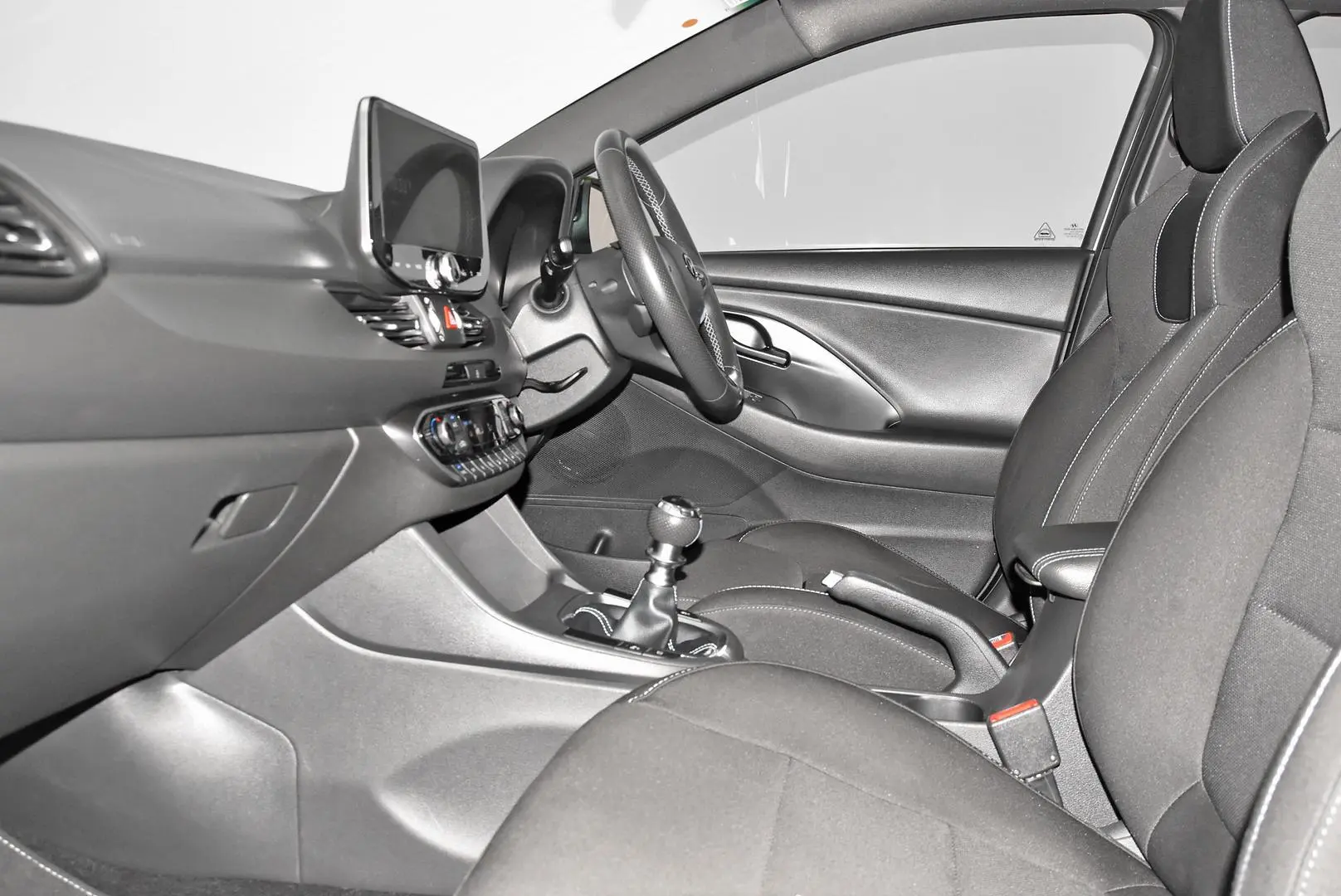 2021 Hyundai i30 Gallery Image 17