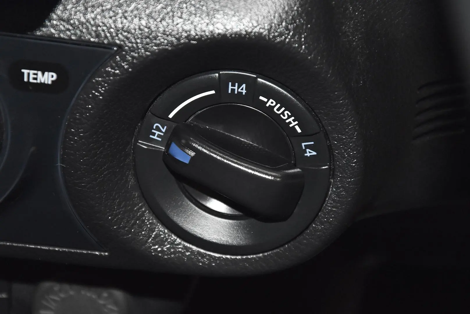 2024 Toyota Hilux Gallery Image 14