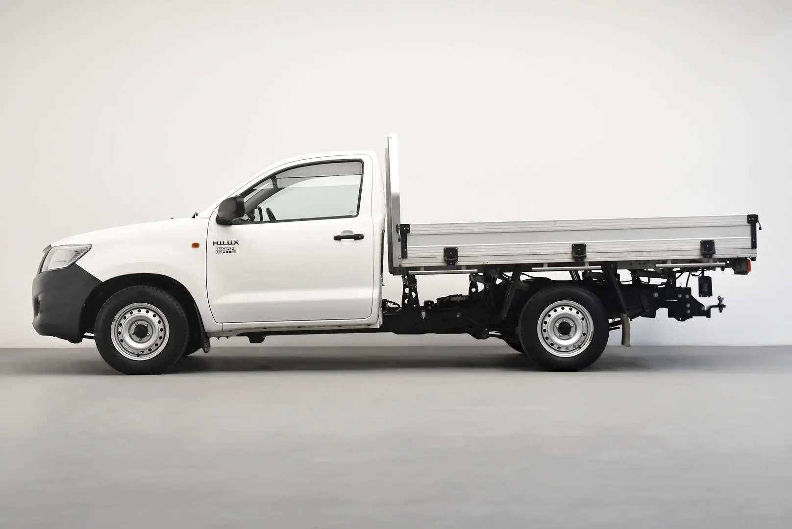 2014 Toyota Hilux Gallery Image 4