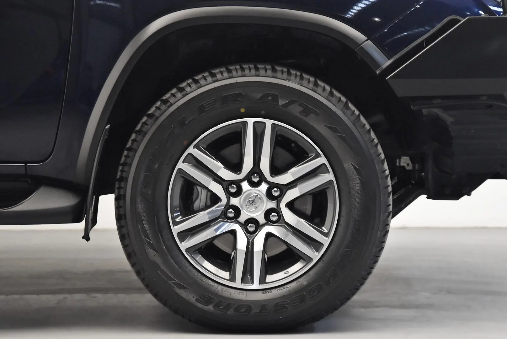 2021 Toyota Fortuner Gallery Image 22