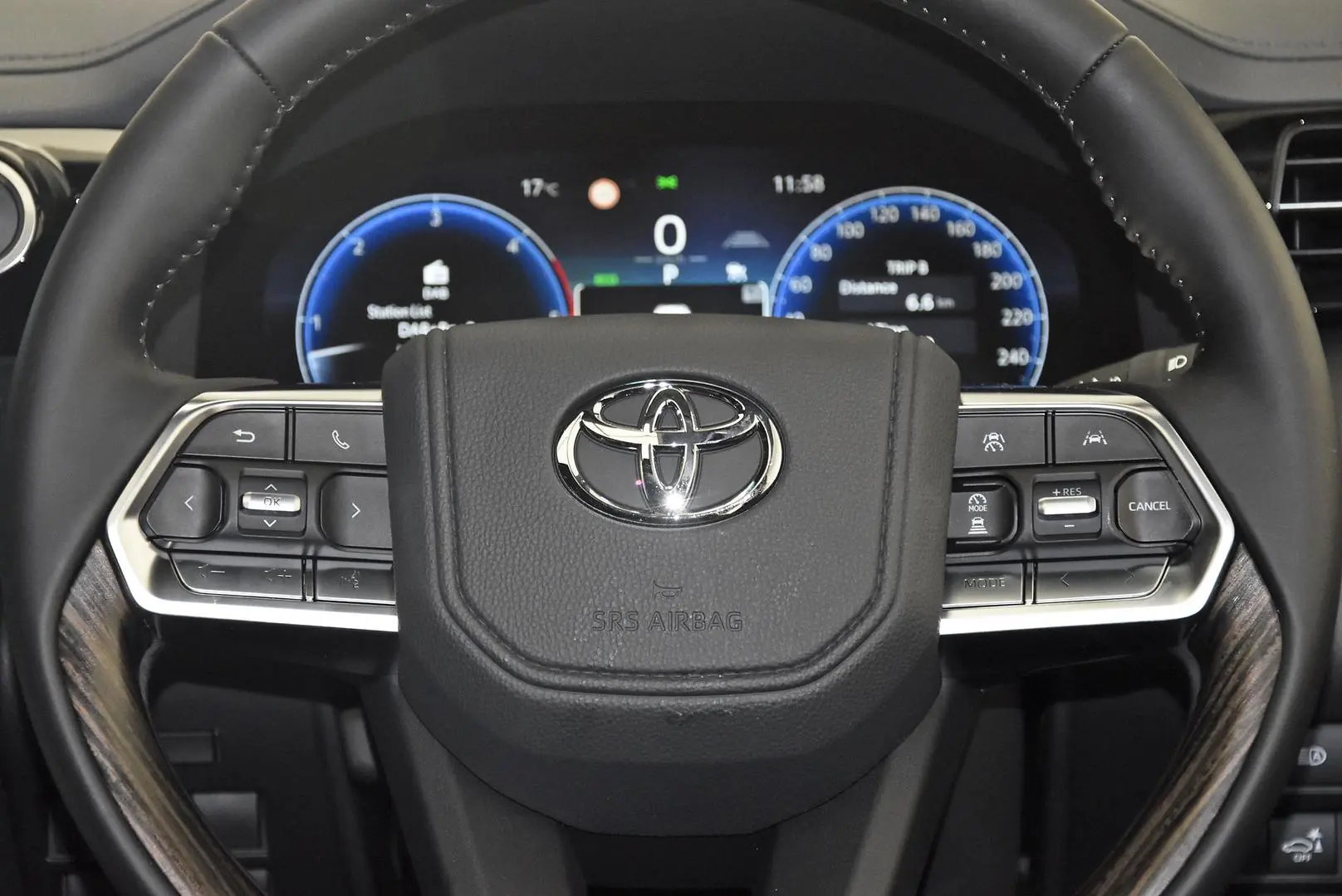 2025 Toyota Landcruiser Gallery Image 15