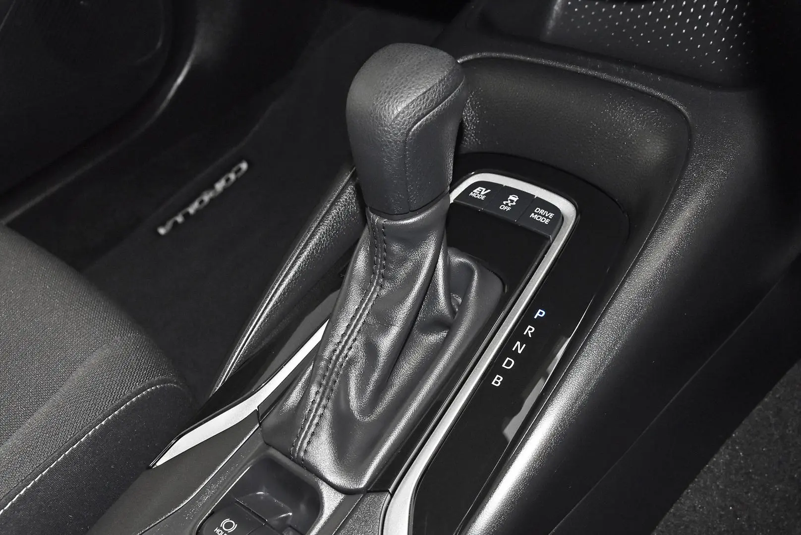 2025 Toyota Corolla Gallery Image 14