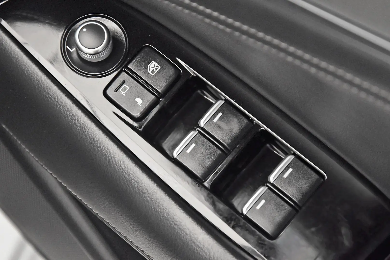 2019 Mazda 6 Gallery Image 9