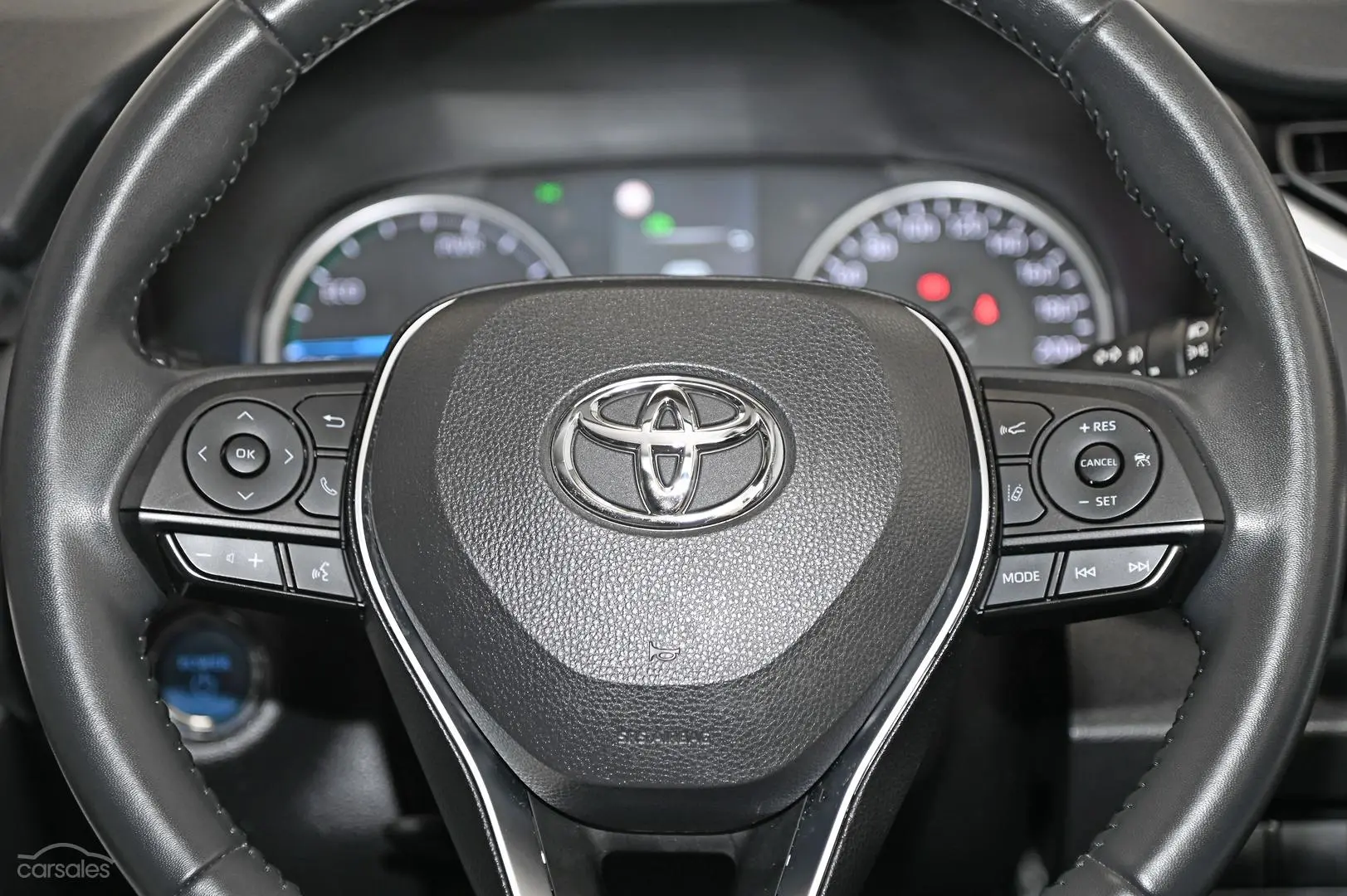 2021 Toyota RAV4 Image 17