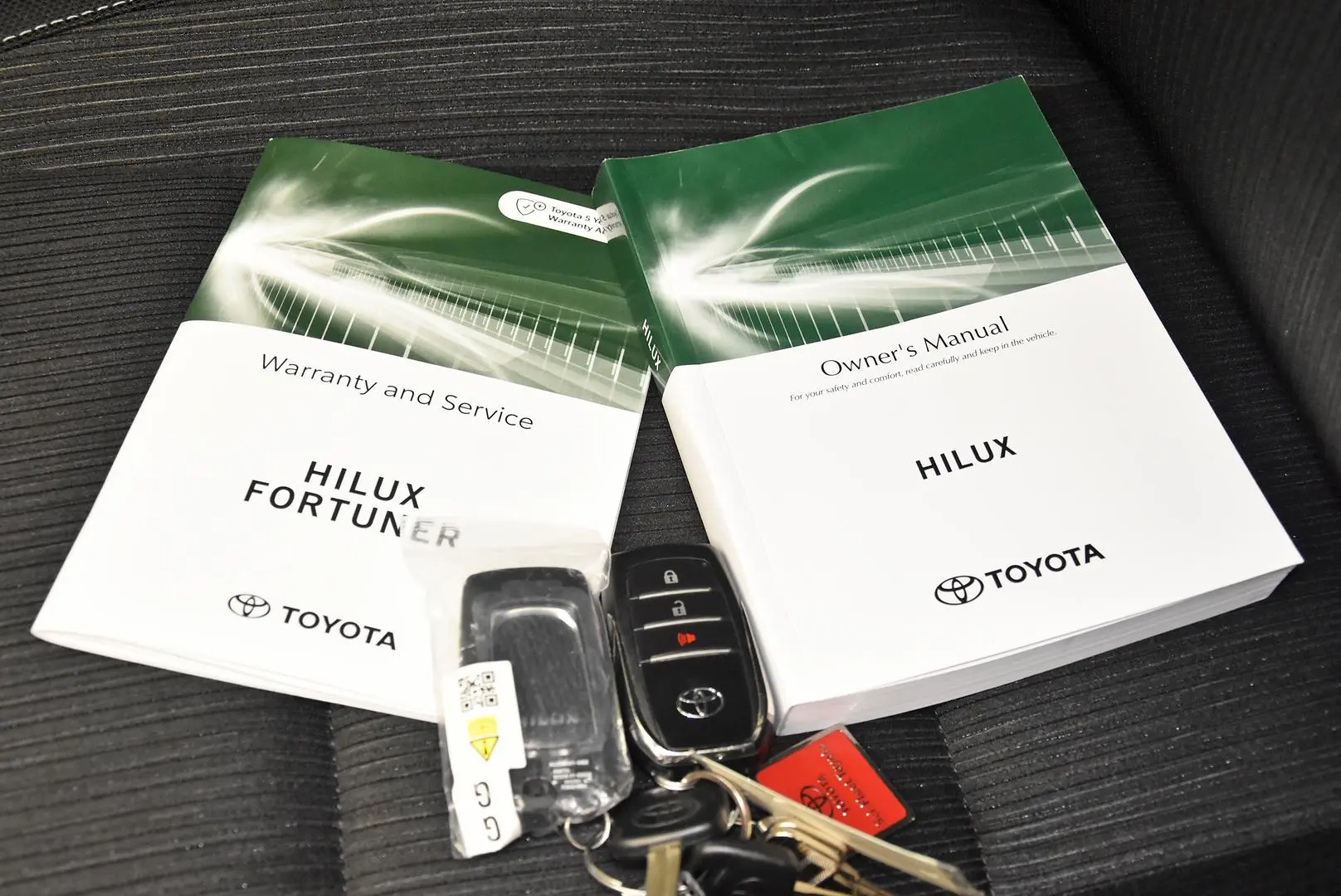 2024 Toyota Hilux Gallery Image 19