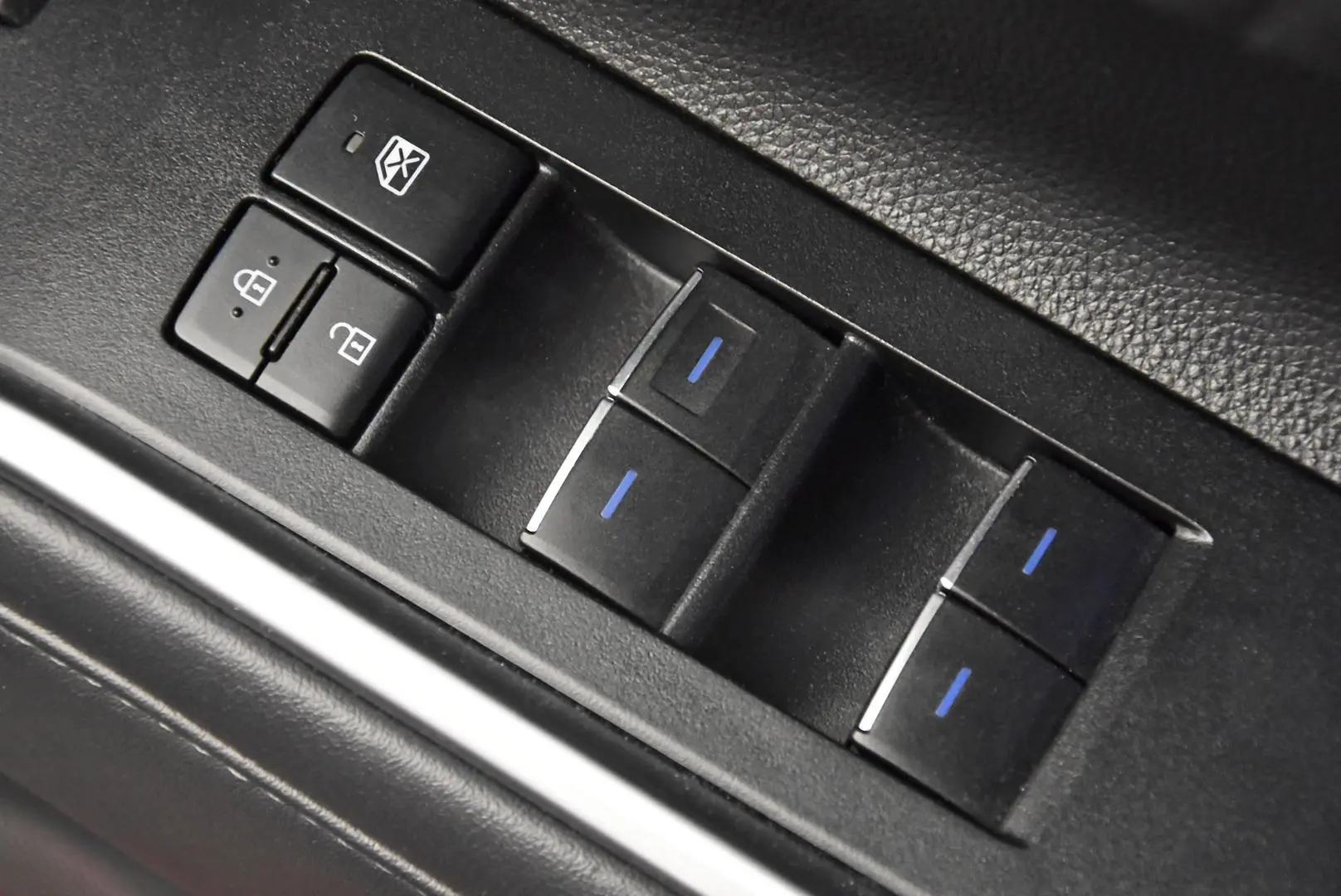 2022 Toyota Kluger Gallery Image 10