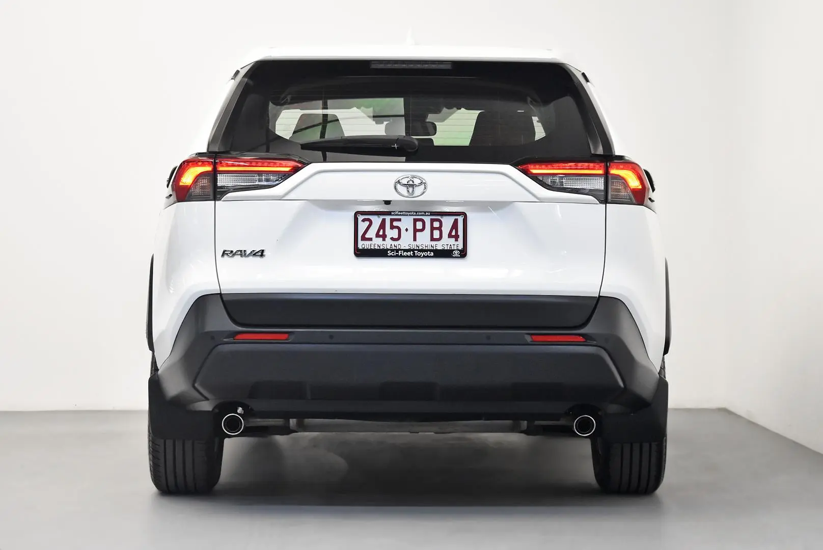 2019 Toyota RAV4 Gallery Image 6