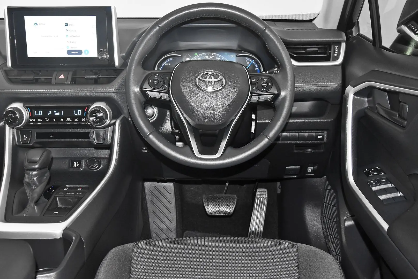 2024 Toyota RAV4 Gallery Image 15