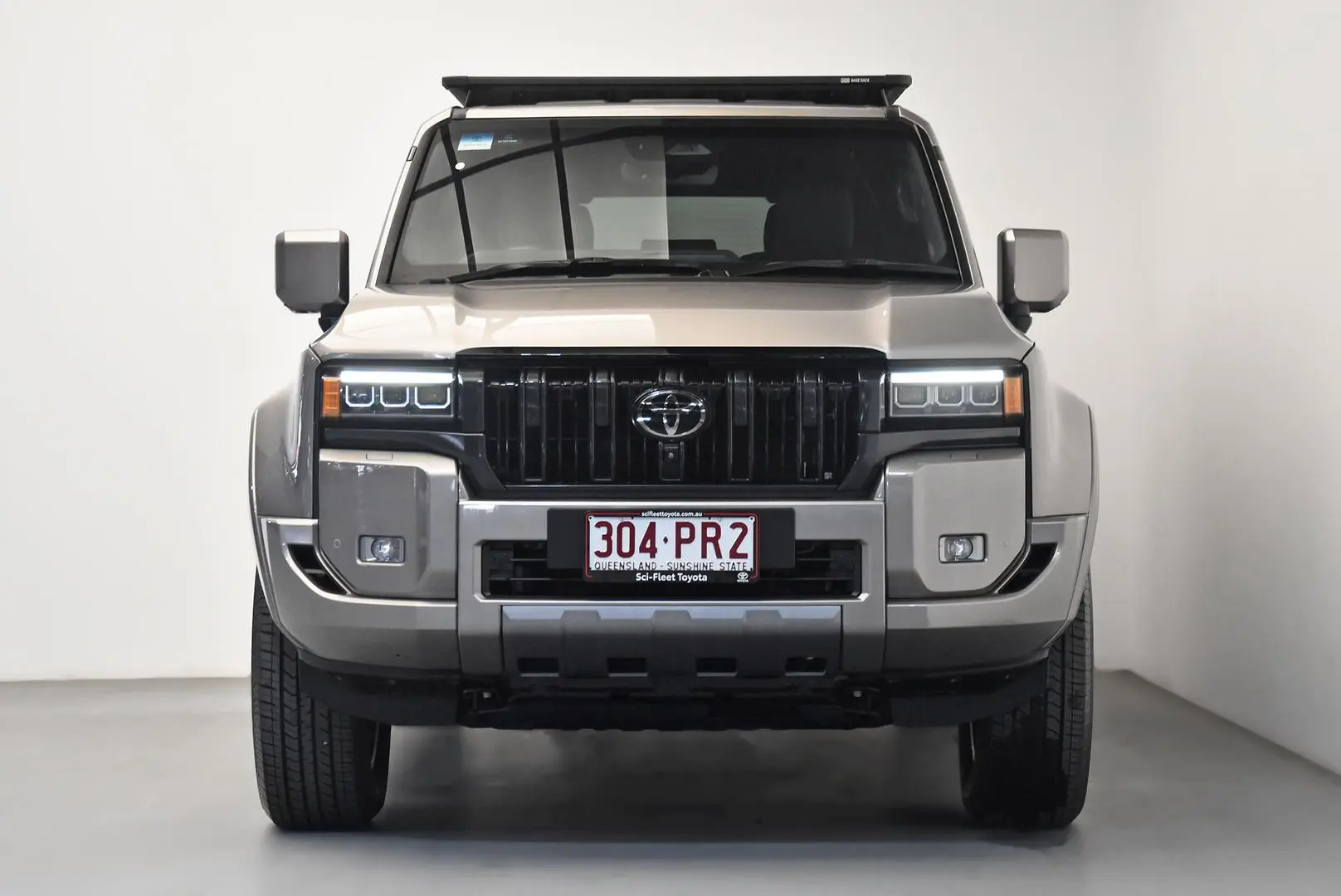 2024 Toyota Landcruiser Prado Gallery Image 2