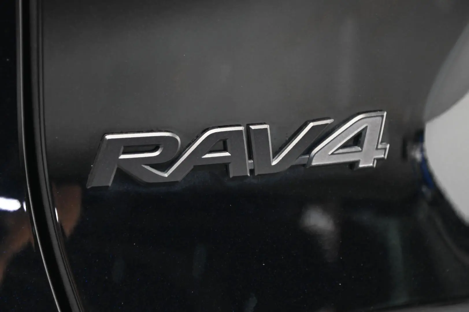 2023 Toyota RAV4 Image 7