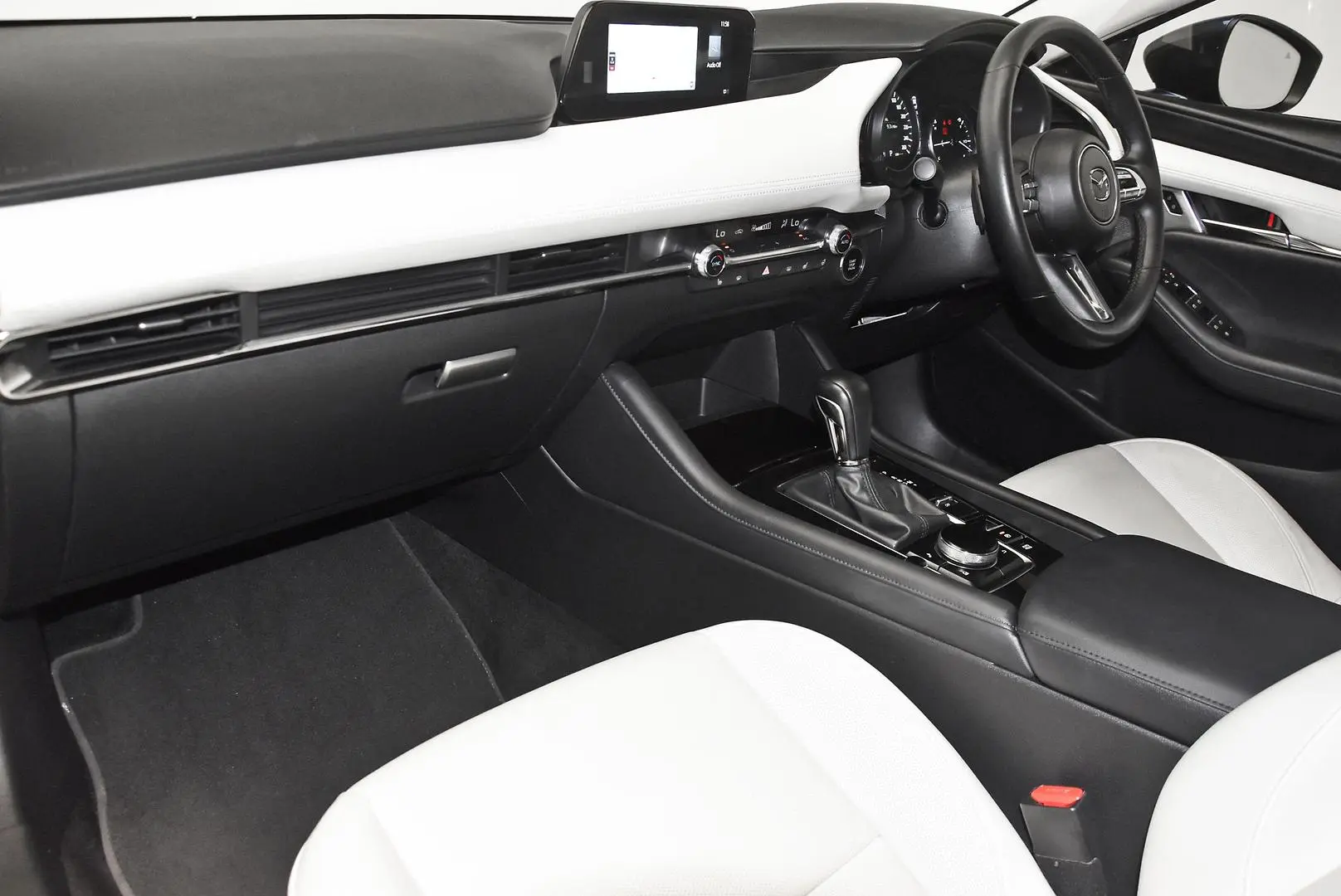 2021 Mazda 3 Gallery Image 16