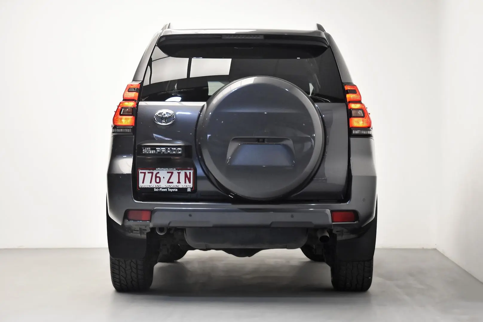 2019 Toyota Landcruiser Prado Gallery Image 6