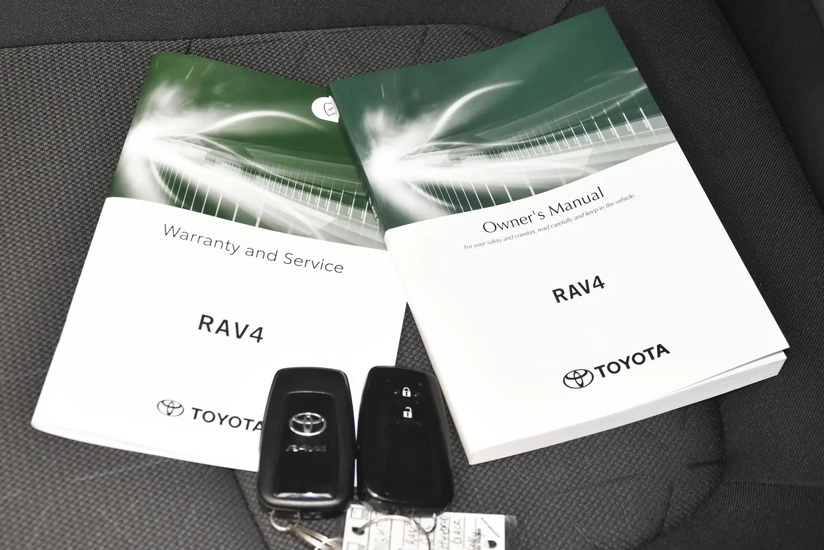 2023 Toyota RAV4 Gallery Image 20