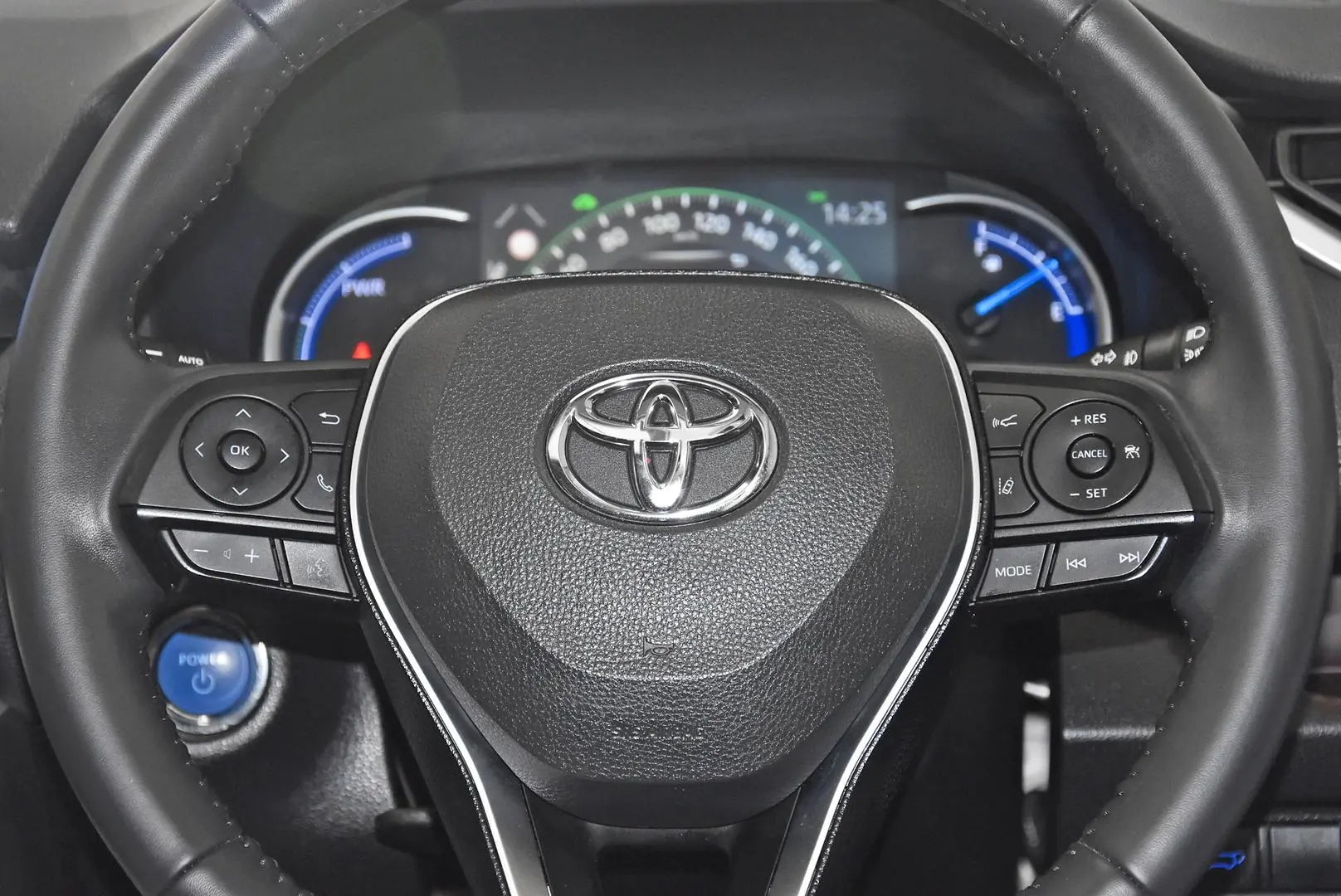 2019 Toyota RAV4 Gallery Image 16
