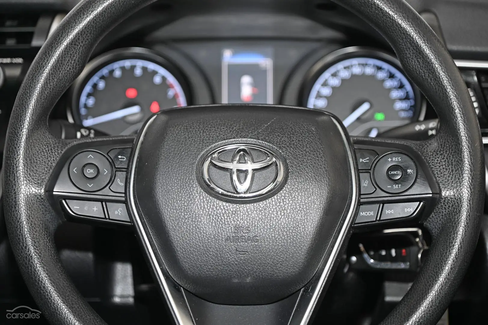 2018 Toyota Camry Image 14