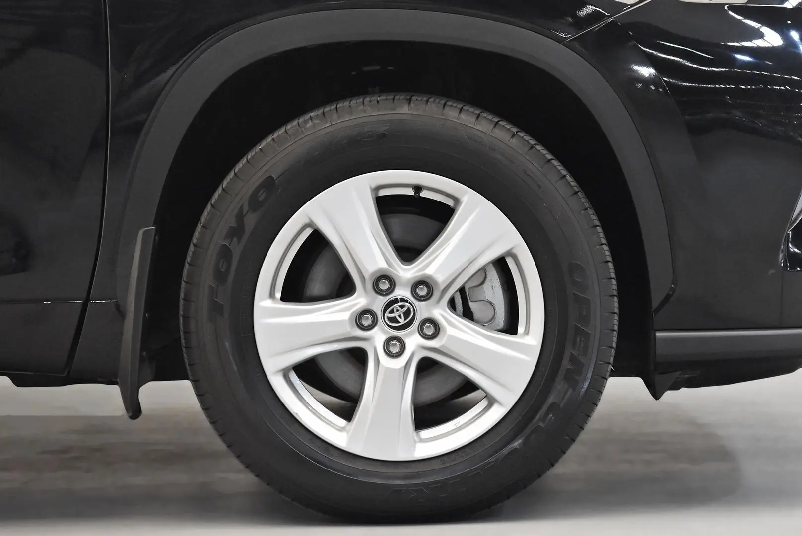 2025 Toyota Kluger Gallery Image 22