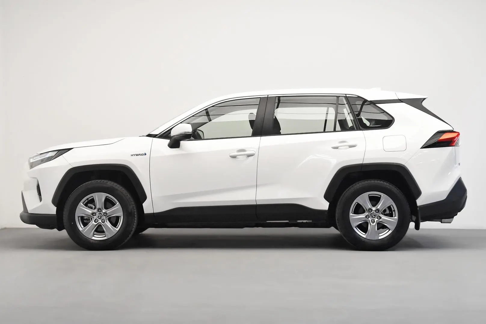 2024 Toyota RAV4 Gallery Image 4