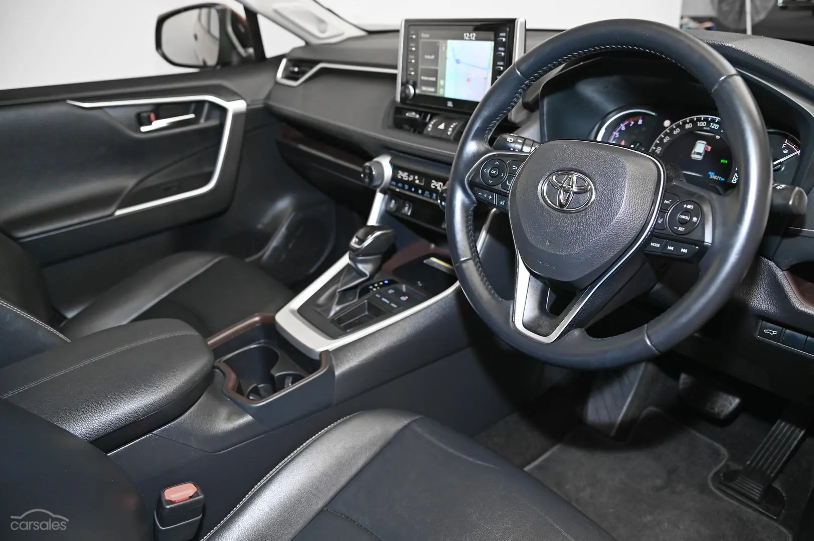 2020 Toyota RAV4 Image 8