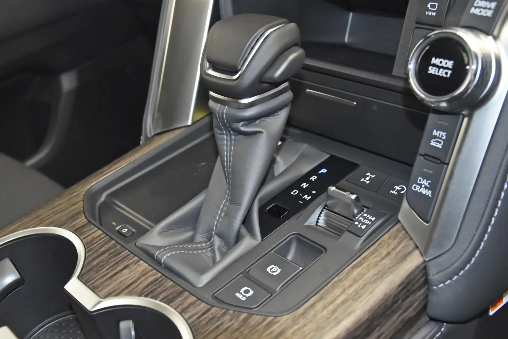 2025 Toyota Landcruiser Gallery Image 13
