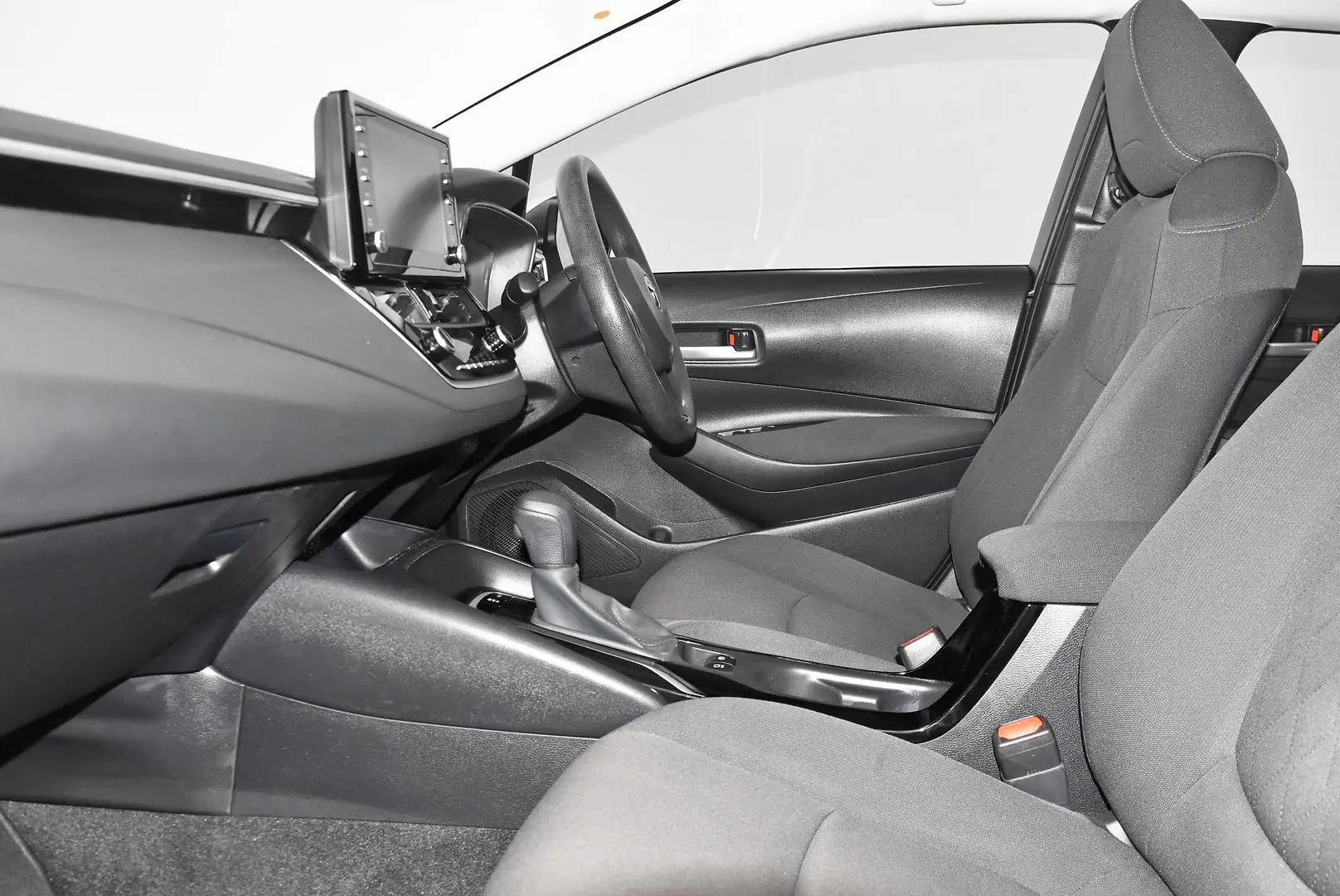 2021 Toyota Corolla Gallery Image 17