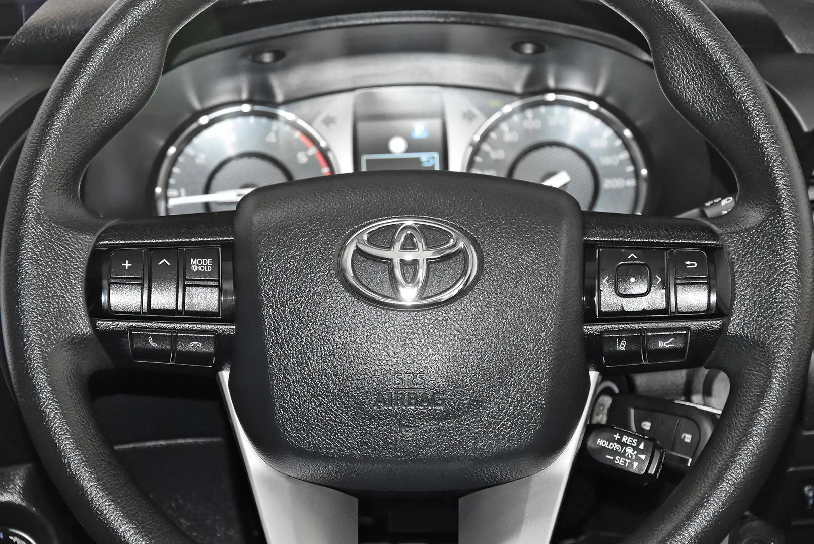 2023 Toyota Hilux Gallery Image 15