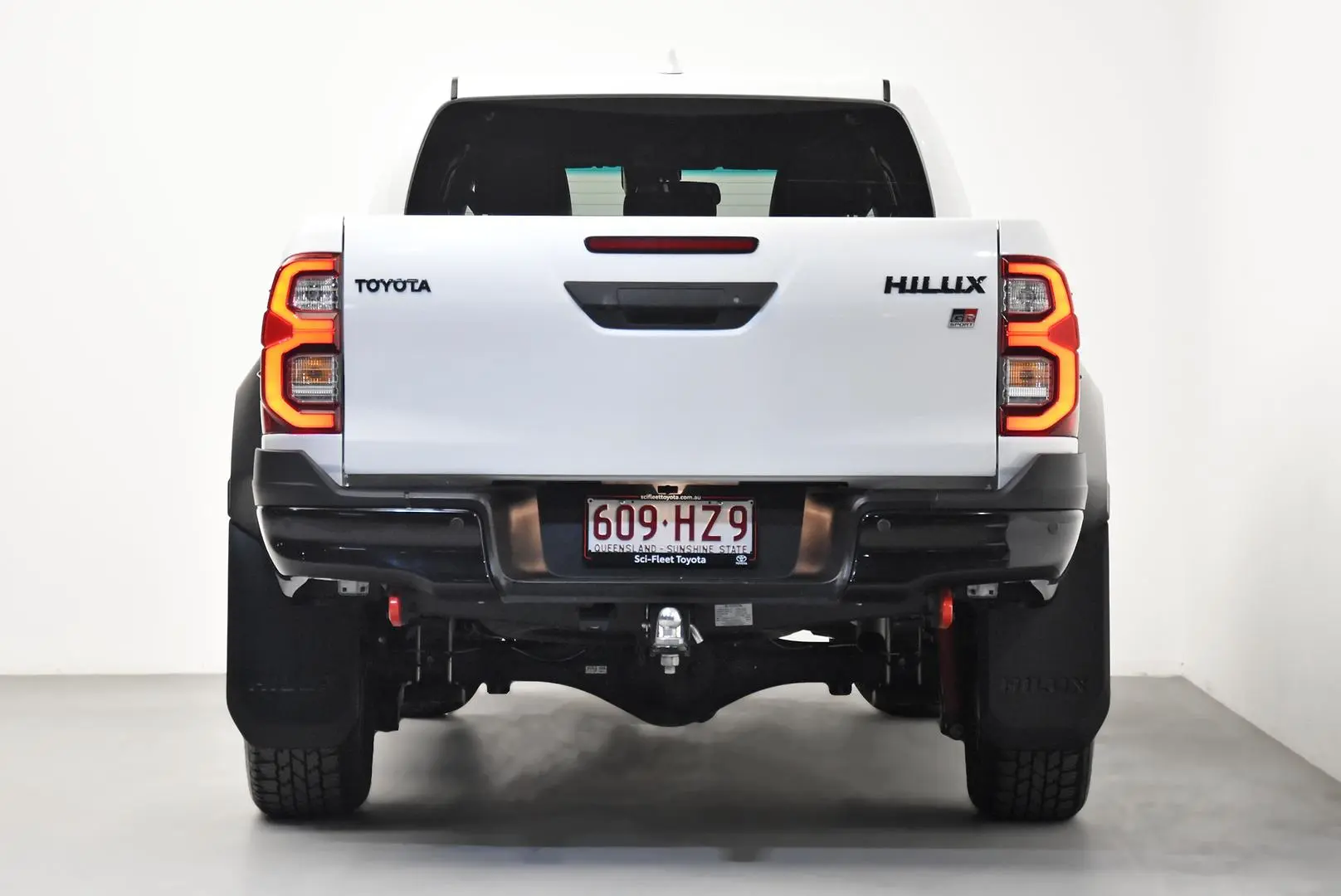 2023 Toyota Hilux Gallery Image 6
