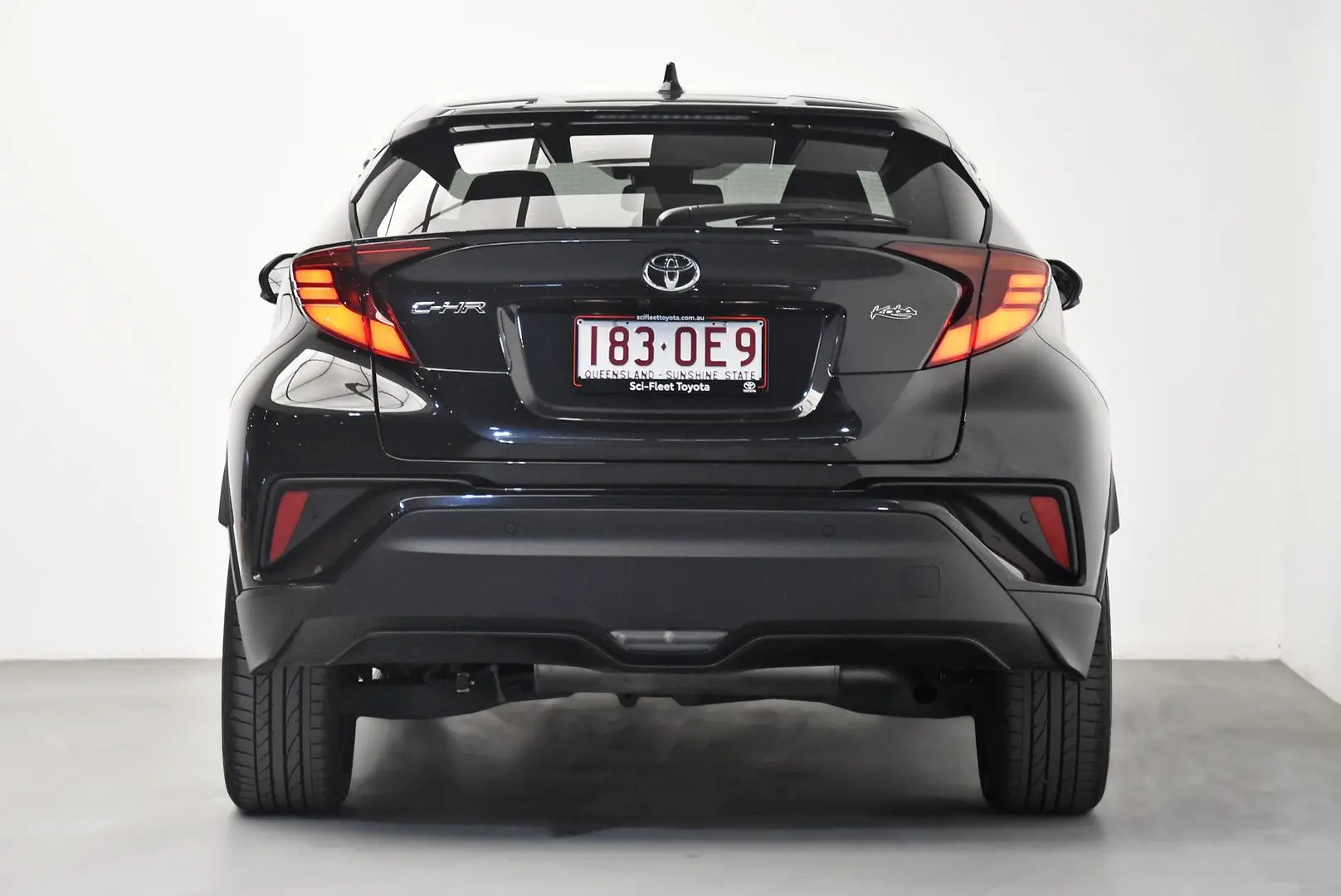 2022 Toyota C-HR Gallery Image 6