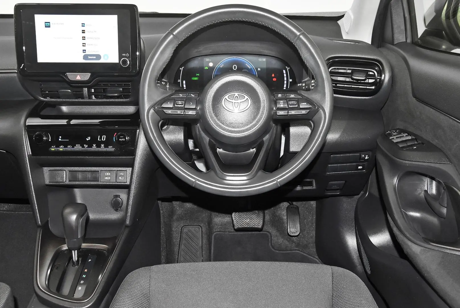 2025 Toyota Yaris Cross Gallery Image 15