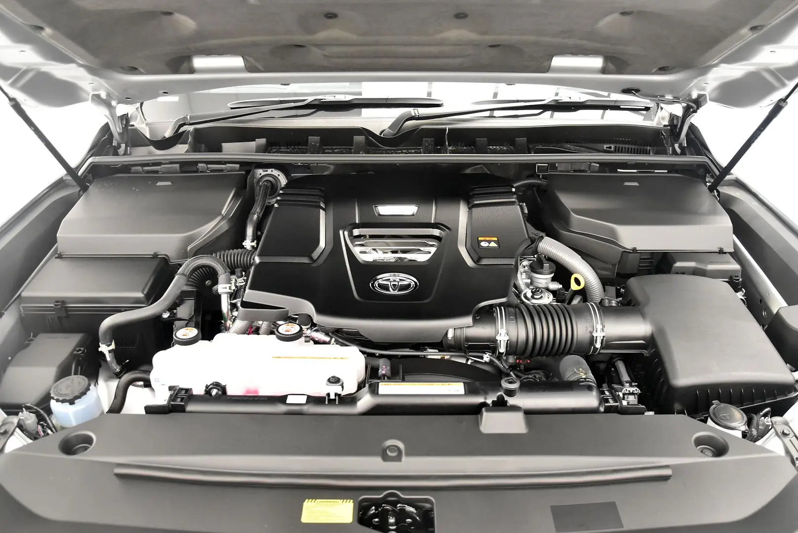 2025 Toyota Landcruiser Gallery Image 25