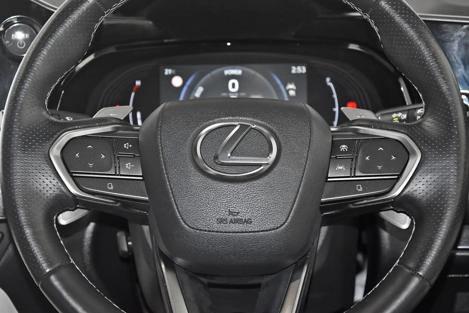 2024 Lexus NX Gallery Image 15