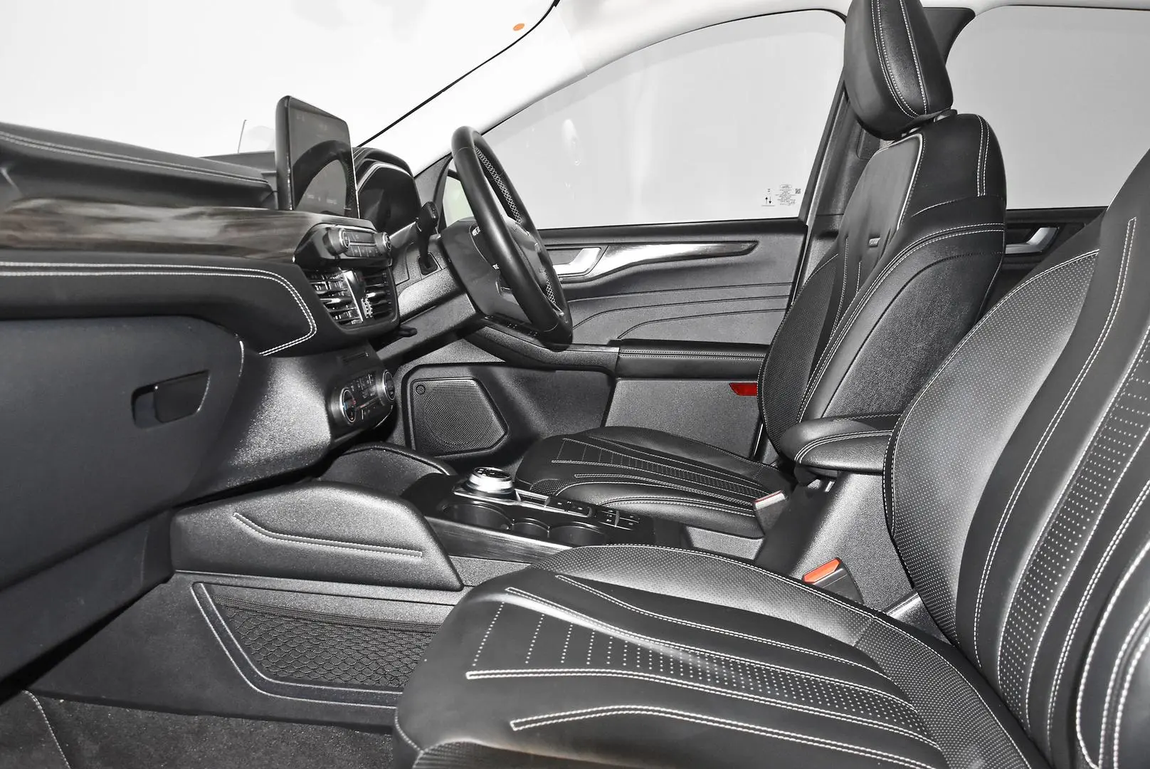 2022 Ford Escape Gallery Image 16