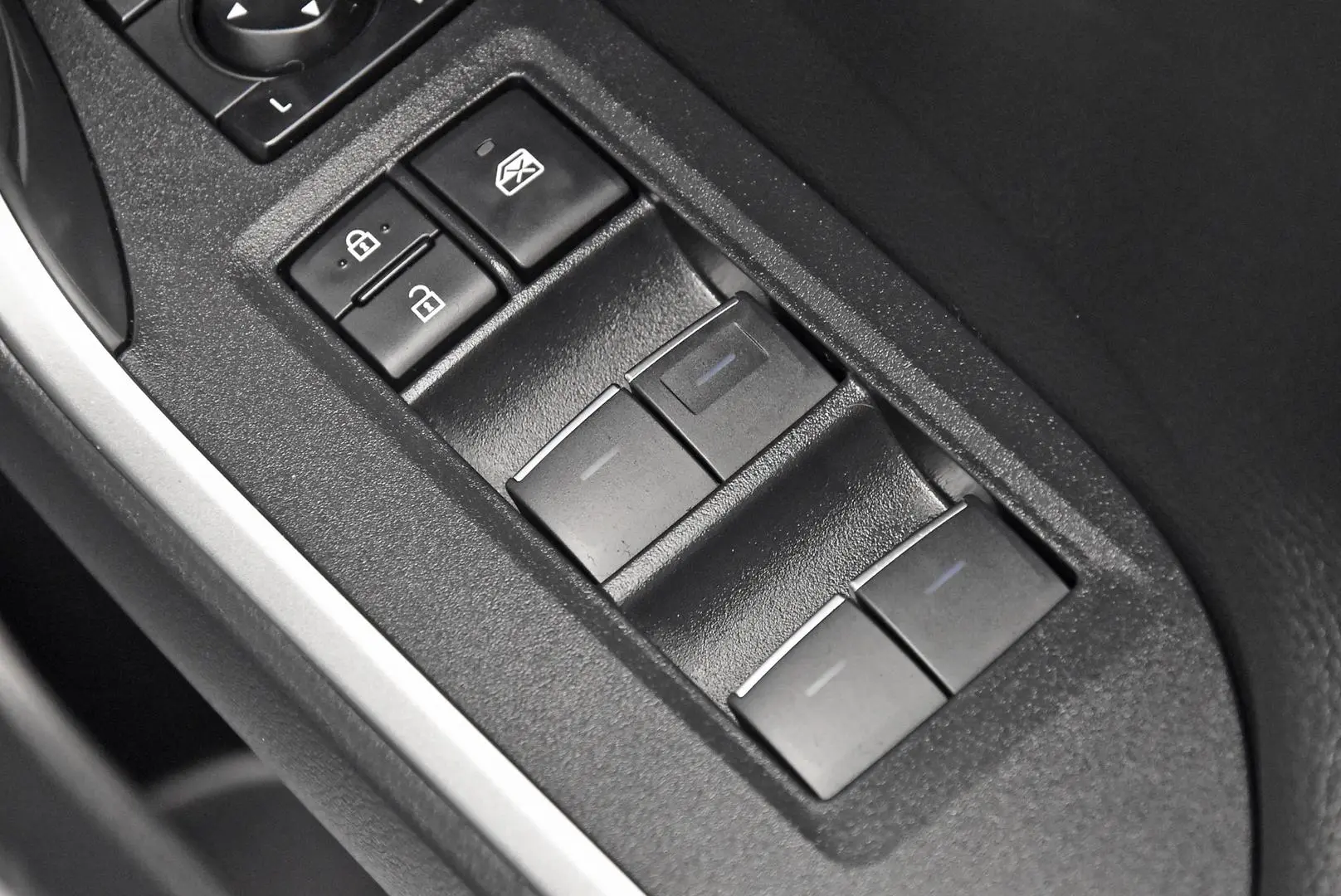 2024 Toyota RAV4 Gallery Image 10