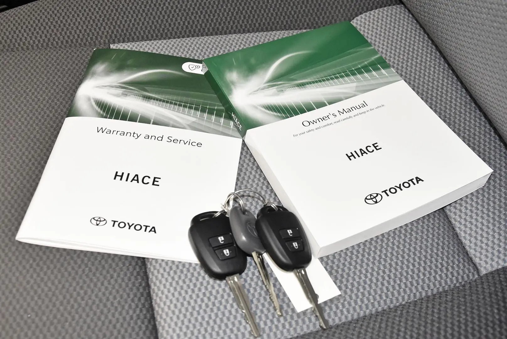 2025 Toyota Hiace Gallery Image 18