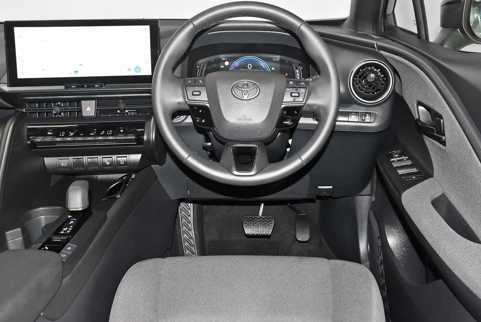 2025 Toyota C-HR Gallery Image 14