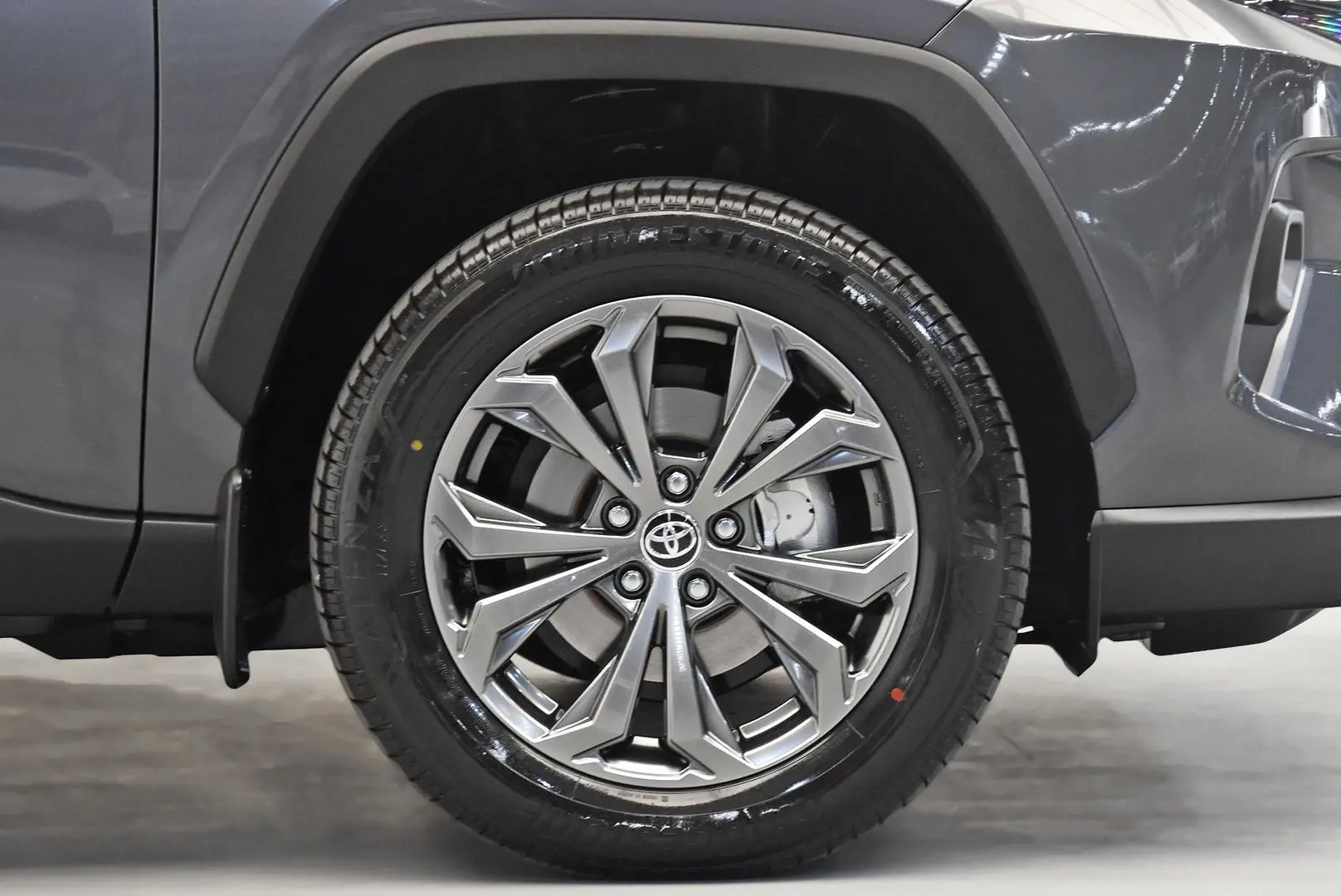 2025 Toyota RAV4 Gallery Image 23