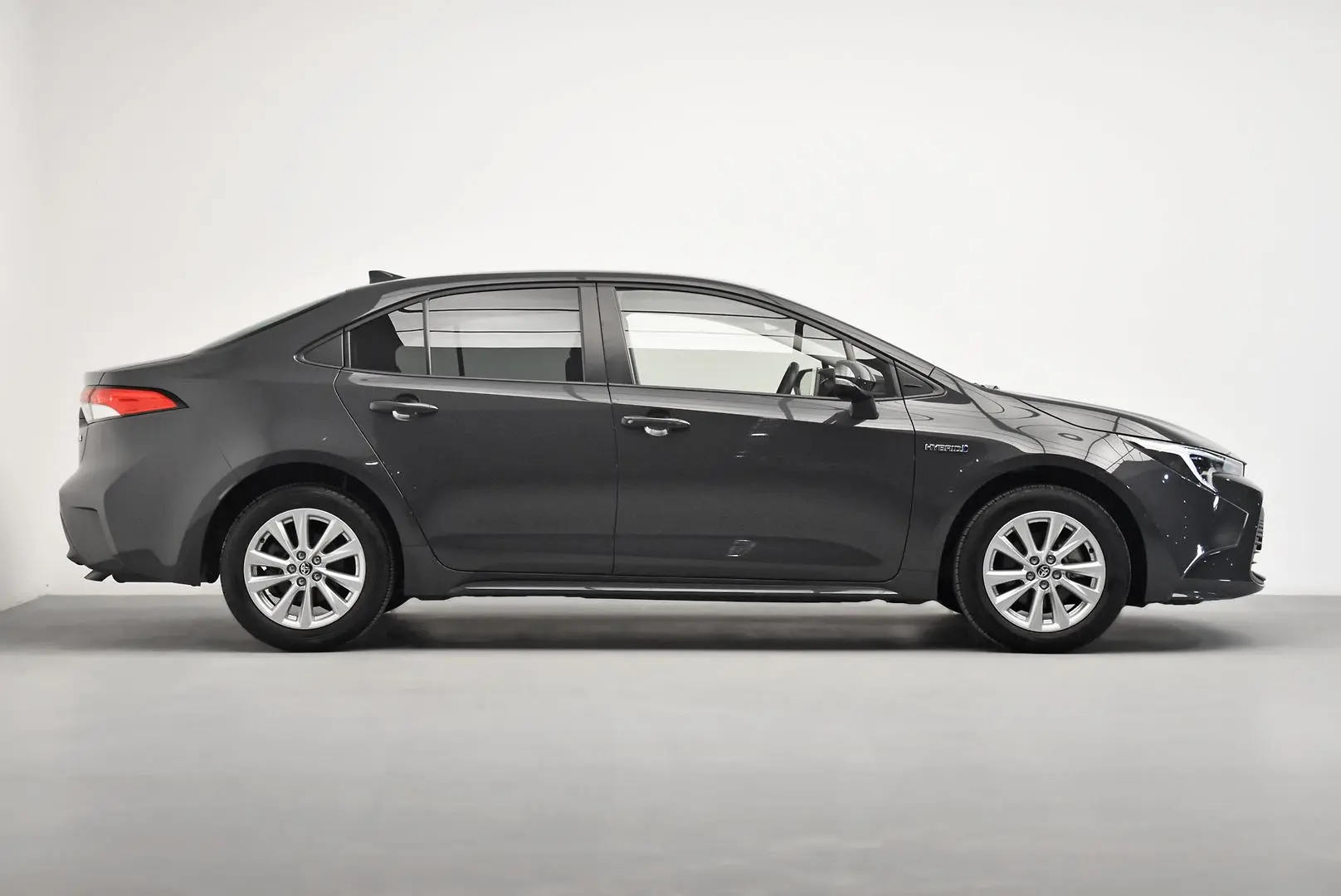 2024 Toyota Corolla Gallery Image 3